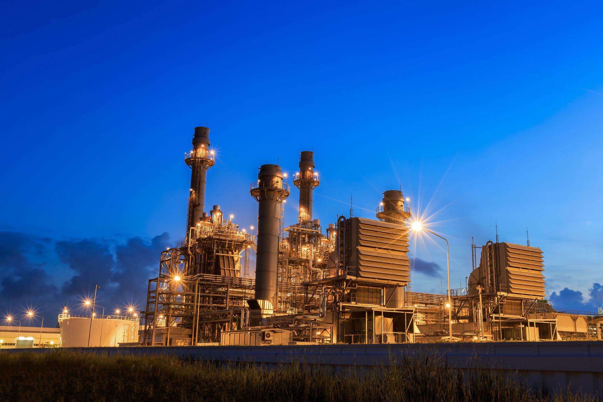 2jcp_photo_gas-power_large-istock-1012392616.jpg