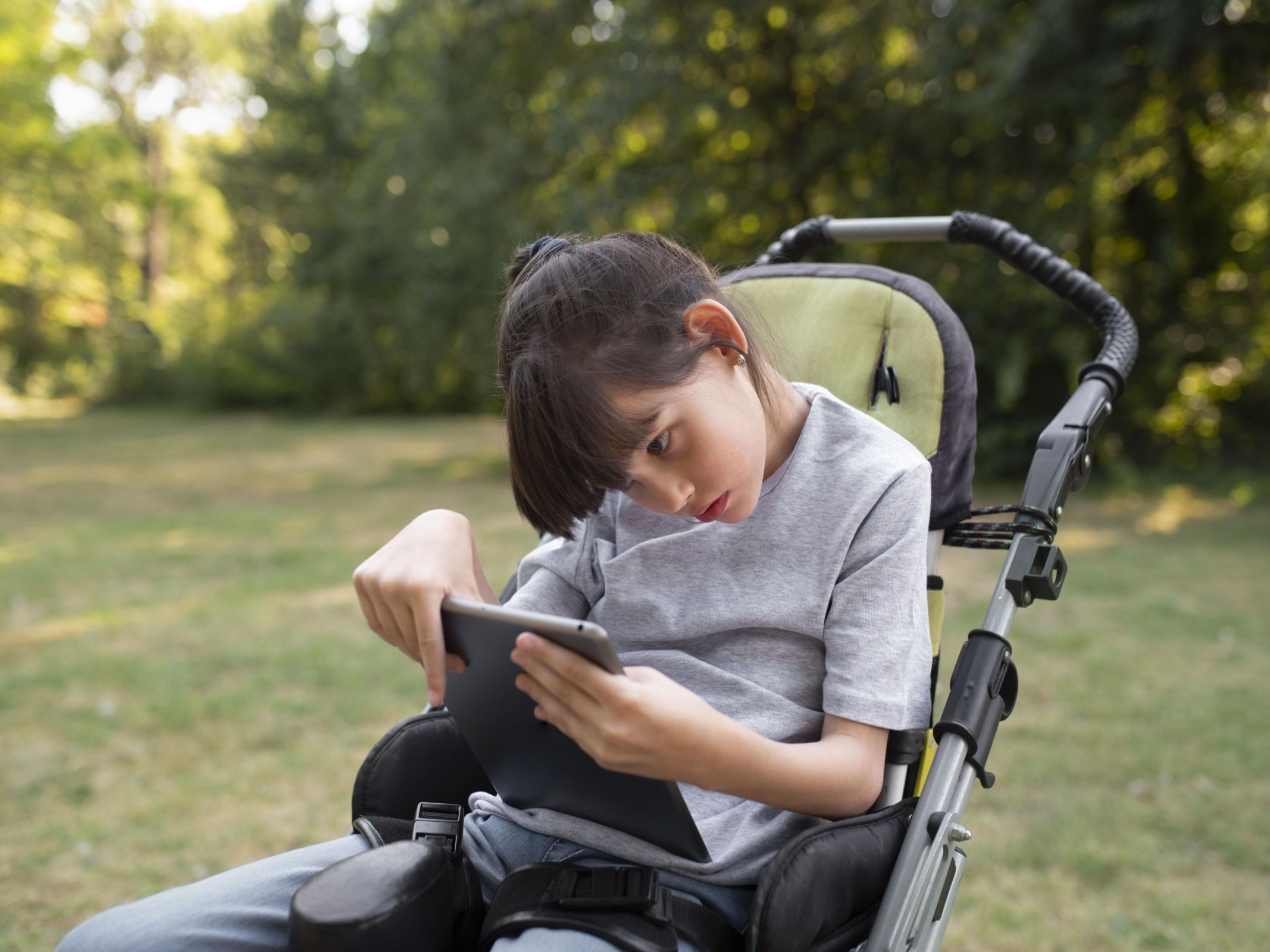 lifestyle-child-wheelchair.jpg