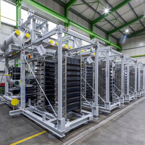 hgs-page-3-2-system-packaging.jpg
